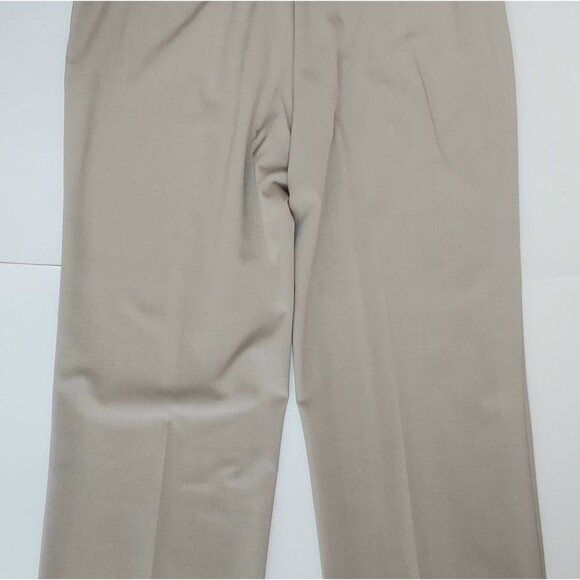 NWT East 5th Secretely Slender Tan Flat Front Hi Rise Straight Leg Pants Size 14 - Picture 7 of 7